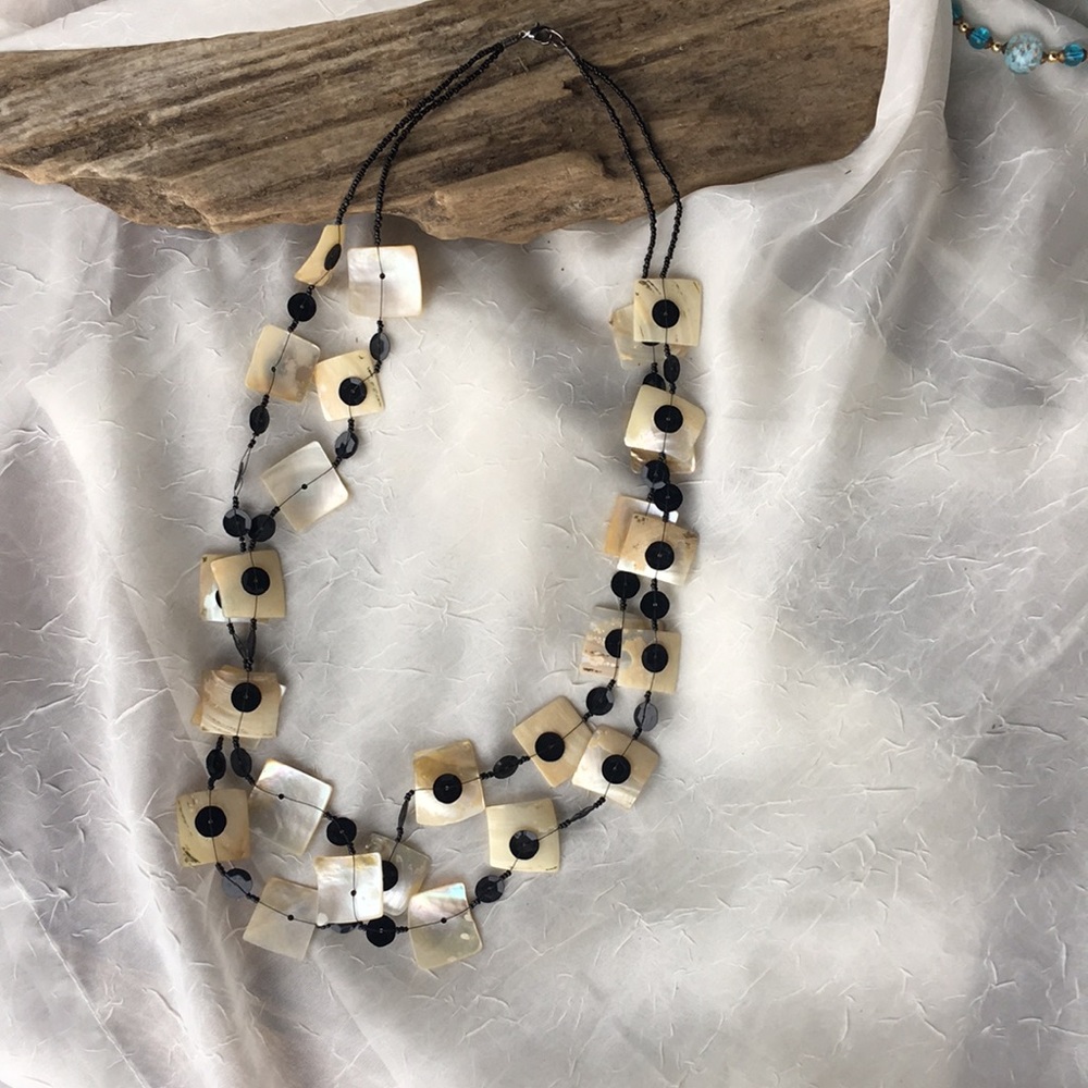 Double Strand Shell Necklace - Picture 2 of 4